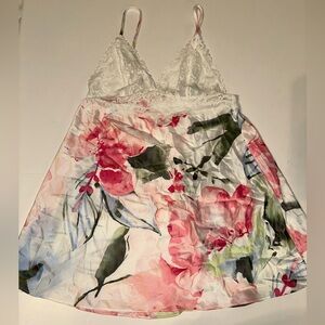 Secret Treasures Women’s M Babydoll Nightgown White Floral Satin Lace Sleepwear